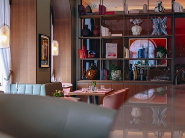 View of the stylish interior of the Veranda restaurant, with modern furniture and elegant decor.